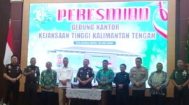 FOTO: Wakil Gubernur Kalteng Edy Pratowo saat peresmian gedung baru Kejati Kalteng. (FOTO: IST) 