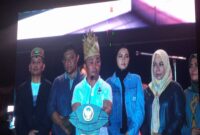 FOTO: Gubernur Kalimantan Tengah beserta Istri, Wakil Gubernur, Sekda Kalteng Nuryakin Beserta Ketua DAD Kalteng. (FOTO: IST)