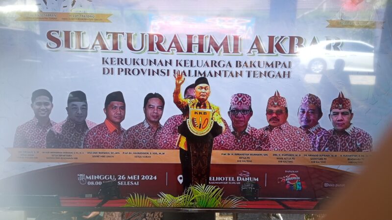 FOTO: Kehadiran Gubernur Sugianto Sabran di tengah Silaturahmi Kerukunan Keluarga Bakumpai. (FOTO: IST)