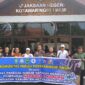FOTO: Komunitas Peduli Kotim menyambangi Kantor Kejaksaan Negeri Kotawaringin Timur, Kamis 30 Mei 2024. (FOTO: IST) 