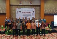 FOTO: Arsyad, Asisten I Setda Kotim Rihel,Kepala BPN Kotim Jhonsen Ginting, Perwakilan Kejaksaan, saat foto bersama Camat dan Lurah se-kabupaten usai Sosialisasi Pencegahan Sengketa dan Konflik Pertanahan. (FOTO: IST)