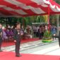 Kapolda Kalteng Irjen Pol. Drs. Djoko Poerwanto menjadi Inspektur upacara. (FOTO: IST)