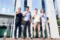 Foto Bersama Kelompok Tani Pembudidayaan Tanaman Rotan beserta Kuasa Hukum. (FOTO: IST)