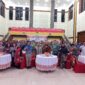 Bupati Kotawaringin Timur saat foto bersama rombongan BNN RI. (FOTO: IST)