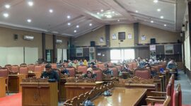 Rapat paripurna penyampaian pandangan umum fraksi DPRD Kotim tentang Ranperda Rencana Pembangunan Jangka Panjang Daerah (RPJPD) tahun 2025-2045 Kabupaten Kotim, 8 Juli 2024.
