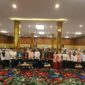 FOTO: Bersama para siswa sebagai peserta pembekalan serta narasumber. (IST)