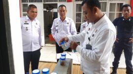 Tes urin rutin dilakukan Lapas Kelas II Sampit, sebagai bentuk tegas pemberantasan penyalahgunaan narkoba