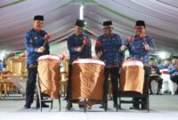 FOTO : Plt. Sekda Provinsi Kalteng M. Katma F. Dirun bersama Ketua Umum KORPRI Nasional. (IST)