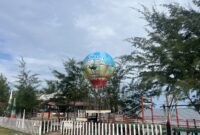 FOTO: Suasana pemandangan yang ada di Pantai Tebing Kalap yang ada di Pantai Ujung Pandaran, Kabupaten Kotim. (IST)