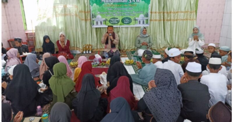 Siswa Daruttaslim dengarkan dakwah ustadz di Peringatan Maulid Nabi Muhammad SAW.(IST)