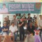 FOTO: Gubernur Kalteng Sugianto Sabran dalam kegiatan pasar murah bersama masyarakat.(IST)
