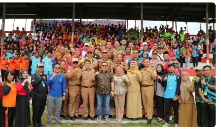 Bupati Kotim Bersama Peserta O2SN dan Panitia.(IST)