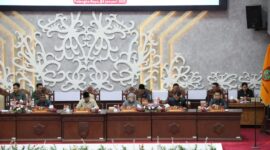 Plt. Sekretaris Daerah Prov. Kalteng H. M. Katma F. Dirun saat menghadiri Rapat Paripurna ke-2 Masa Persidangan II Tahun Sidang 2025 DPRD Prov. Kalteng (IST)