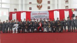 FOTO BERSAMA : Pj Bupati Seruyan Djainuddin Noor bersama forkopimda foto bersama Anggota DPRD Seruyan yang baru diambil sumpah janji, Senin (19/8).(IST)