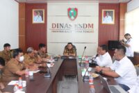 TERIMA KUNJUNGAN : Kepala Dinas ESDM Provinsi Kalteng Vent Christway saat menerima kunjungan dari PT.PLN Persero, Selasa (7/1).(IST)