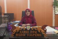 SAMPAIKAN : Kabid Pembinaan Pendidikan Khusus, Roslita, saat menyampaikan bahwa nomenklatur seluruh Sekolah Luar Biasa di Kalteng akan diubah menjadi Sekolah Khusus, Jumat (3/1).(IST)