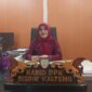 SAMPAIKAN : Kabid Pembinaan Pendidikan Khusus, Roslita, saat menyampaikan bahwa nomenklatur seluruh Sekolah Luar Biasa di Kalteng akan diubah menjadi Sekolah Khusus, Jumat (3/1).(IST)