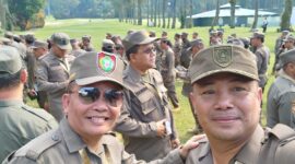 RETREAT : Gubernur Kalteng Agustiar Sabran saat mengikuti retreat bersama seluruh kepala daerah di Akademi Militer di Magelang Jawa Tengah, Jumat (21/2).(IST)