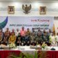 Jajaran Pemegang saham, Direksi, Komisaris Independen, serta Notaris di PT. Bank Kalteng.(IST)