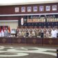 RAPAT : Gubernur Provinsi Kalteng Sugianto Sabran bersama wakil Gubernur Edy Pratowo saat menghadiri rapat koordinasi Program Cetak Sawah dan Swasembada Jagung Tahun 2025 yang diselenggarakan di Aula Jaya Tingang, Selasa (7/1/2025).(IST)