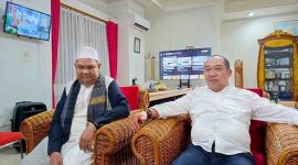 DITEMUI: Kepala Dinas Lingkungan Hidup Provinsi Kalteng, Joni Harta saat ditemui di ruang kerjannya, Jumat (21/3).(IST)