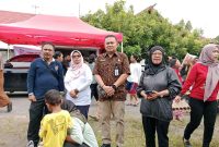 HADIRI : Plt. Kepala Dinas Ketahanan Pangan Provinsi Kalteng Agus Candra Menghadiri Kegiatan GPM dihalaman kantor Dinas Hanpang Jl. Willem AS No. 09 Palangka Raya, Jumat (28/2).(IST)
