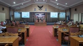 FOTO: Komisi III DPRD Kotim menggelar rapat RDP bersama BPJS Kesehatan di ruang paripurna Kantor DPRD Kotim, 11 Maret 2025.(IST)