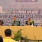 ARAHAN : Kepala DPMD Provinsi Kalteng H. Aryawan saat menyampaikan arahannya saat pelatihan Aplikasi Sistem Keuangan Desa (SISKEUDES) Versi 2.0.7 Tahun 2025 Angkatan II, bertempat di  Hotel Palangka Raya, Kamis (27/2).(IST)