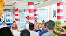 Gubernur saat bertemu Insan Pers di Istana Isen Mulang.(IST)