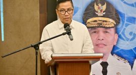 SAMBUTAN : Kepala Bapperida Provinsi Kalteng Leonard S.Ampung saat menyampaikan sambutan sekaligus membuka acara rapat koordinasi sinkronisasi perencanaan dan sinergi pelaksanaan Asta Cita ke-6. di Palangka Raya, Senin (24/3).(IST)