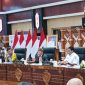 Agustiar Sabran saat memberi arahan.(IST)