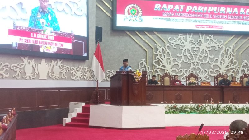 Plt. Sekda Kalteng Katma dalam menyampaikan pidato Gubernur.(IST)