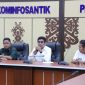 SAMBUTAN : Kepala Diskominfosantik Provinsi Kalteng Agus Siswadi menyampaikan sambutannya saat penyerahan tali asih yang dilaksanakan di Aula Kanderang Tingang Diskominfosantik, Rabu (26/03).(IST)