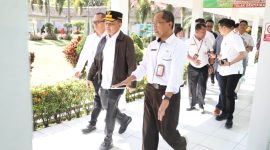 Gubernur Agustiar Sabran bersama Plt. Direktur RS Doris Sylvanus Suyuti (kanan).(IST)