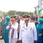 Gubernur Kalteng Agustiar Sabran dan Wakil Gubernur Edy Pratowo disambut secara adat bersama pelajar dan mahasiswa.(IST)