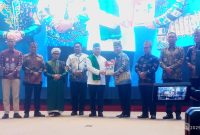 Gubernur Kalteng Agustiar Sabran saat serah terima jabatan.(IST)