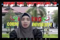 SAMBUTAN : Kepala BPSDM Provinsi Kalteng Rahmawati, membacakan sambutan Gubernur saat penutupan orientasi terhadap PPPK yang diselenggarakan secara virtual melalui platform Zoom Meeting, Jumat (21/3).(IST)
