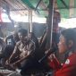 SOSIALISASI : Pokmaswas Baru Kabupaten Kotawaringin Barat saat melakukan sosialisasi kepala para nelayan belum lama ini.(IST)