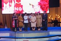 Pembukaan melalui penabuhan tamborin.(IST)