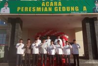 Berfoto bersama di depan Gedung A.(IST)
