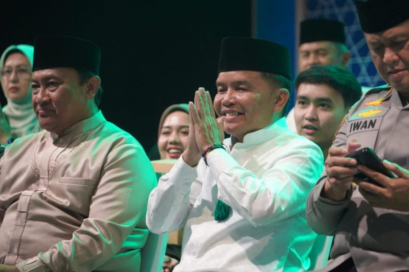 Agustiar Sabran (Tengah) bersama Wakil Gubernur Edy Pratowo dan Unsur Forkopimda.(IST)