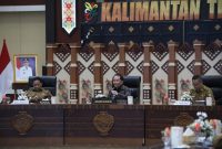 GUBERNUR - Agustiar Sabran saat memberikan arahan dalam rapat konsolidasi.(IST)