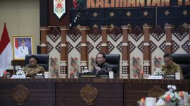 GUBERNUR - Agustiar Sabran saat memberikan arahan dalam rapat konsolidasi.(IST)
