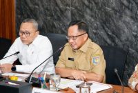 PRESS RELEASE : Mendagri Muhammad Tito Karnavian saat menyampaikan press release kepada awak media usai acara Kick-off dan Sosialisasi Instruksi Presiden Republik Indonesia Nomor 9 Tahun 2025, Senin (14/4).