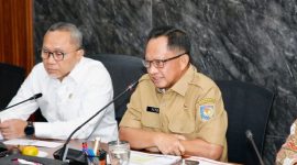 PRESS RELEASE : Mendagri Muhammad Tito Karnavian saat menyampaikan press release kepada awak media usai acara Kick-off dan Sosialisasi Instruksi Presiden Republik Indonesia Nomor 9 Tahun 2025, Senin (14/4).