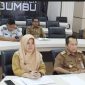 IKUTI : Asisten Bidang Ekonomi dan Pembangunan, Eryanto Rais, saat mengikuti Rapat Koordinasi Pengendalian Inflasi Daerah 2025 serta Sosialisasi Sekolah Unggulan Garuda melalui platform Zoom, pada Senin (14/4).(FOTO:PROKOPIM)