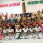 WORKSHOP - Kepala Dinas Kebudayaan dan Pariwisata Kalteng Adiah, bersama peserta Workshop Bidang Seni Tari di Gedung Galeri Seni Rupa.(IST)