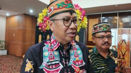 REKOMENDASI - Plt. Sekda Kalteng Leonard, bersama Staf Ahli Gubernur bidang Pemkumpol Herson B. Aden.(IST)