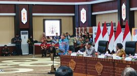 ARAHAN - Gubernur Kalimantan Tengah Agustiar Sabran saat memberikan arahan dalam Musrenbang RKPD 2026 kepada Bupati dan Wali kota se-Kalteng.(IST)