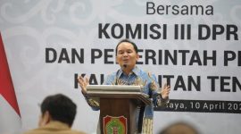 HASUPA HASUNDAU - Gubernur Kalteng Agustiar Sabran saat ramah tamah dengan Komisi III DPR RI.(IST)